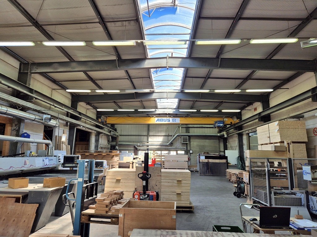 Großröhrsdorf: ca. 1.168 m² große Hallenfläche mit Kranbahn verkauft!